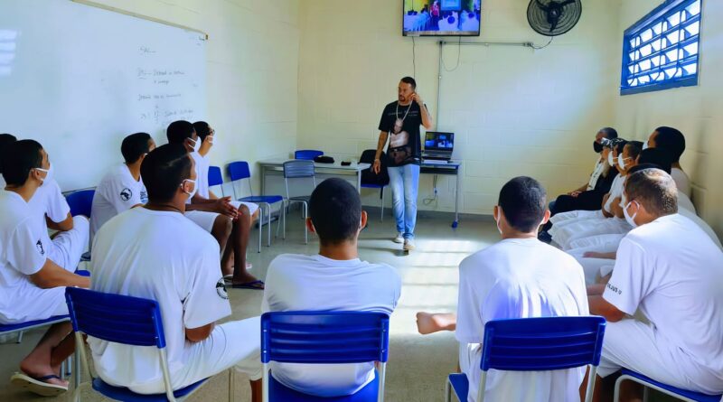 Conanda proíbe uso de armas letais em unidades socioeducativas