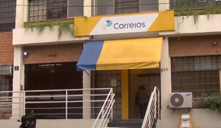 Correios realizam leilão de itens esquecidos; saiba mais