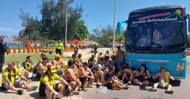 Mais de 200 torcedores do Peñarol são presos por confusão no Rio