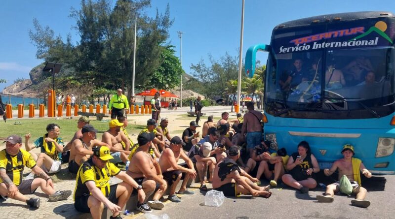 Mais de 200 torcedores do Peñarol são presos por confusão no Rio