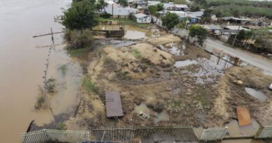 Presos suspeitos de desviar recursos destinados a vítimas de enchentes