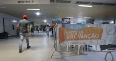 Saúde nega desabastecimento generalizado de vacinas no Brasil