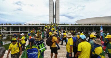 Associação Brasileira de Imprensa pede punição a golpistas