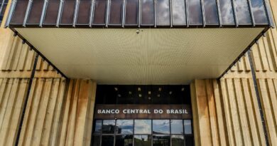 Banco Central amplia exigências para instituições participarem do Pix