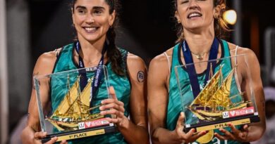 Bárbara e Carol anunciam fim da parceria no vôlei de praia após 3 anos