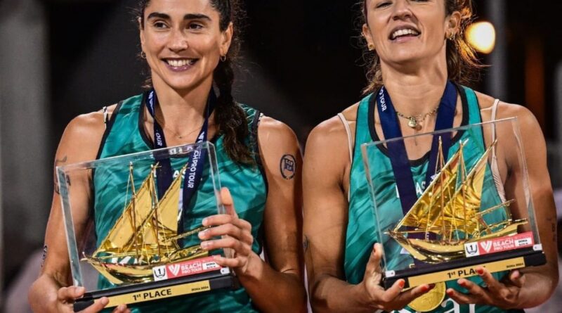 Bárbara e Carol anunciam fim da parceria no vôlei de praia após 3 anos