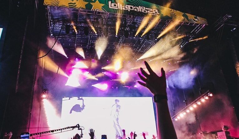 CA7RIEL & Paco Amoroso, Bush e Empire of the Sun são anunciados no Lollapalooza 2025