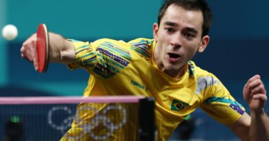 Calderano sobra contra cazaque e avança às quartas de WTT na Alemanha