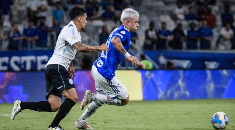 Cruzeiro e Grêmio ficam no 1 a 1 pelo Brasileiro