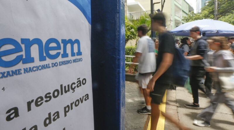 Gabarito oficial do Enem será divulgado até 20 de novembro