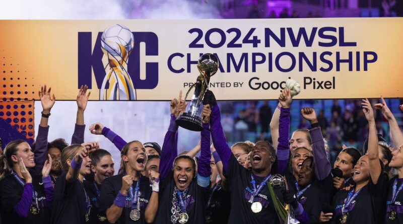 Marta é campeã com Orlando Pride na liga feminina de futebol nos EUA