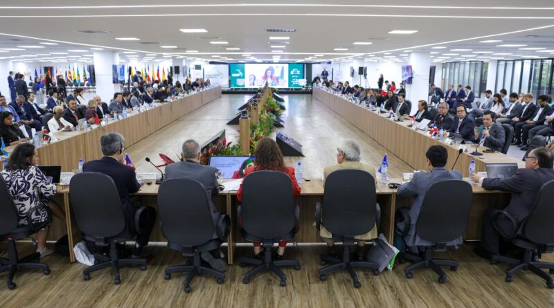 Países da AL e Caribe discutem boas práticas em governança digital