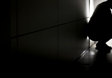 Pobreza eleva em 3 vezes risco de surgimento de ansiedade e depressão
