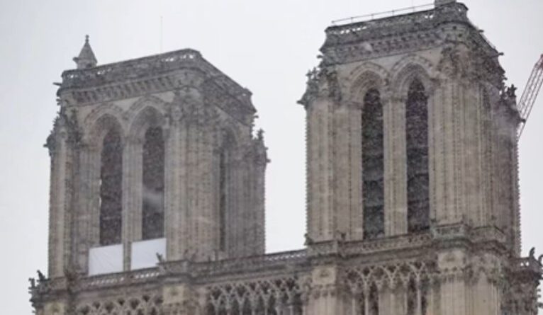 Catedral de Notre-Dame reabre ao público neste sábado (7) após cinco anos fechada