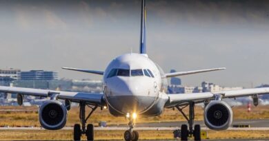 Dois aviões da Latam se envolvem em acidente no pátio do aeroporto de Congonhas, em SP