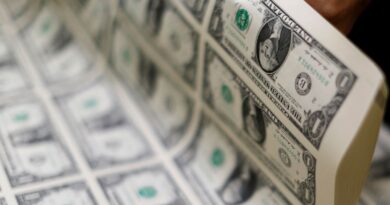 Dólar fecha a R$ 6,26 com incertezas sobre pacote e decisão do Fed