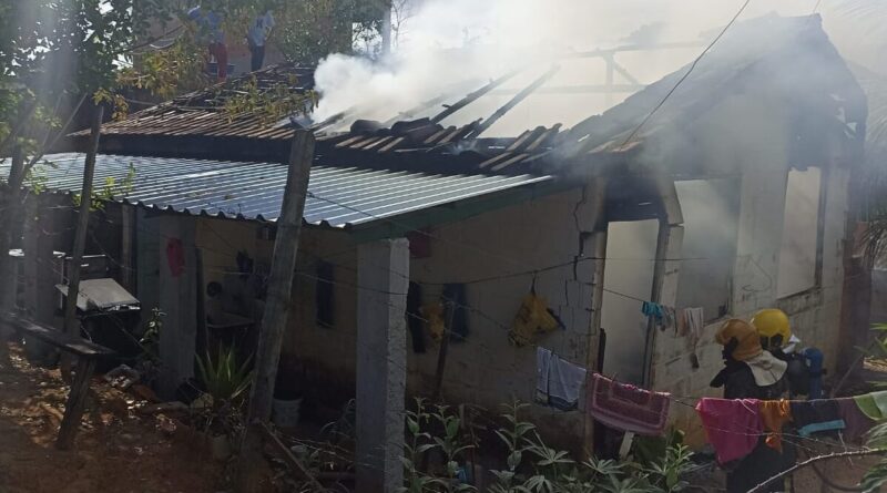 Homem armado incendeia casa de ex-namorada e depois foge em São Gabriel da Palha