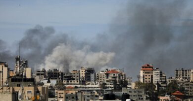 Israel invade hospital no norte de Gaza