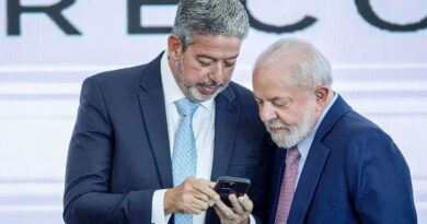 Lira e Lula se reúnem no Alvorada em meio a bloqueio de emendas