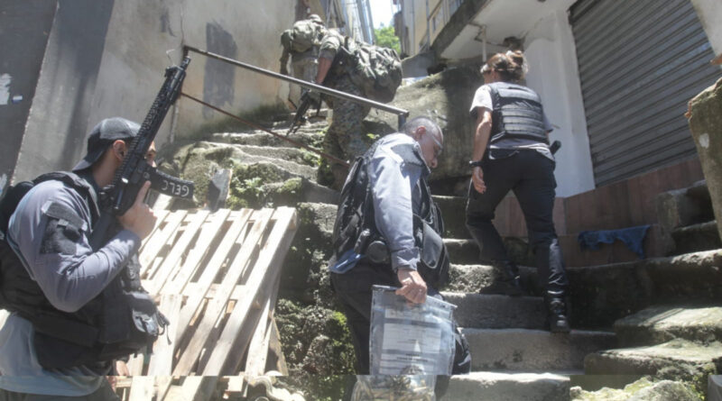 Megaoperação na favela da Rocinha mira traficantes do Ceará e Goiás