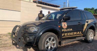 Polícia Federal desarticula esquema bilionário de tráfico de drogas