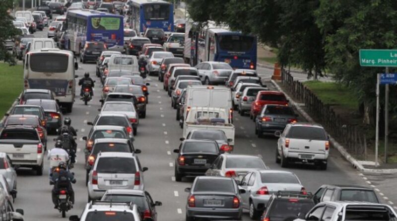 Rodízio de veículos fica suspenso até o início de janeiro em São Paulo