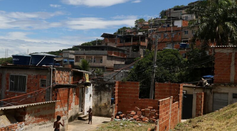 Senado aprova recursos para regularizar favelas e áreas de invasão