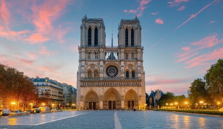 TV Cultura exibe cerimônia de reabertura da catedral de Notre-Dame na terça (31)