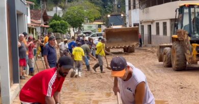 Fortes chuvas em Minas Gerais destroem 9 pontes em Dom Silvério