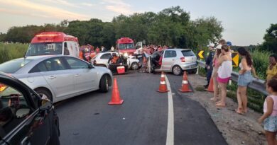 Homem morre e três pessoas ficam feridas em acidente entre Linhares e Colatina; VÍDEO