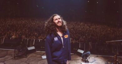 Hozier anuncia shows no Brasil; confira datas e locais