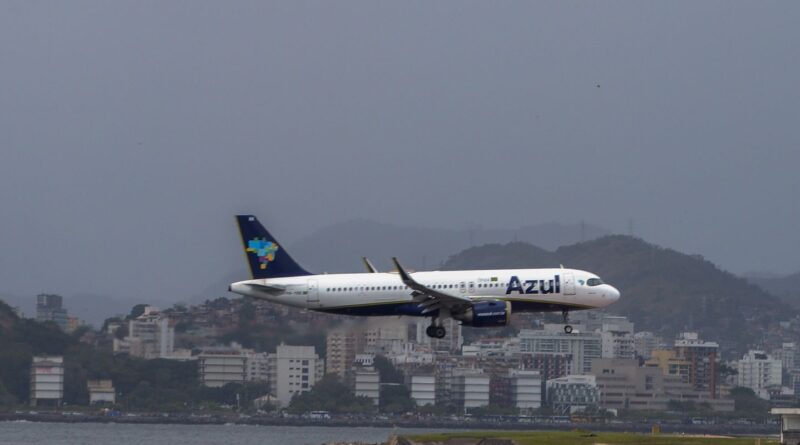 Preço médio de passagens aéreas diminuiu 5,1% em 2024, diz ministro