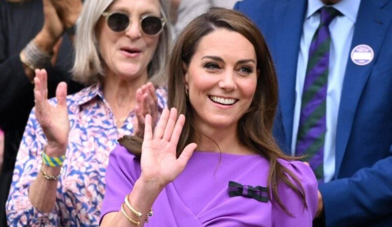 Princesa Kate Middleton anuncia que câncer está em remissão