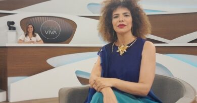 Roda Viva recebe a cantora e compositora Vanessa da Mata nesta segunda (6)