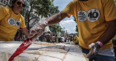 Tradição no aniversário de São Paulo, Bolo do Bixiga completa 40 anos