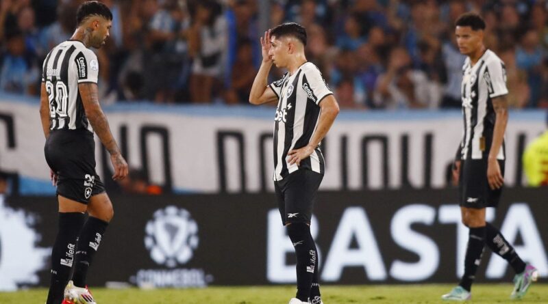 Botafogo perde para o Racing e se complica na Recopa Sul-Americana