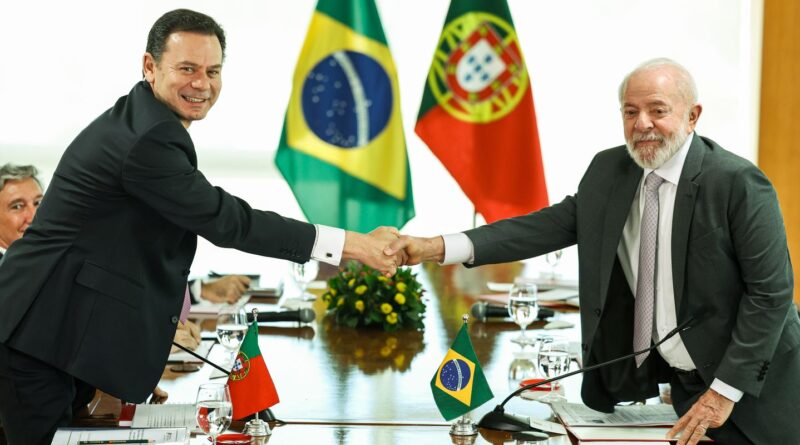 Brasil e Portugal assinam 19 acordos bilaterais