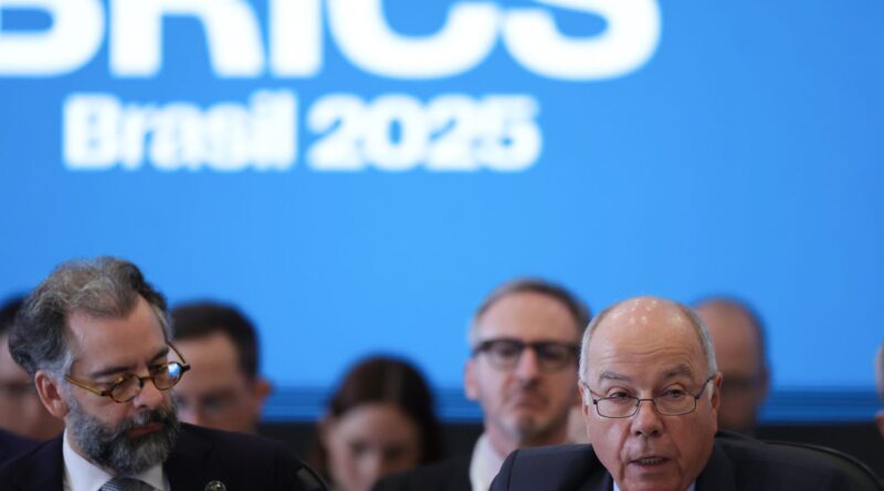 Brics deve promover nova ordem mundial, defende chanceler brasileiro