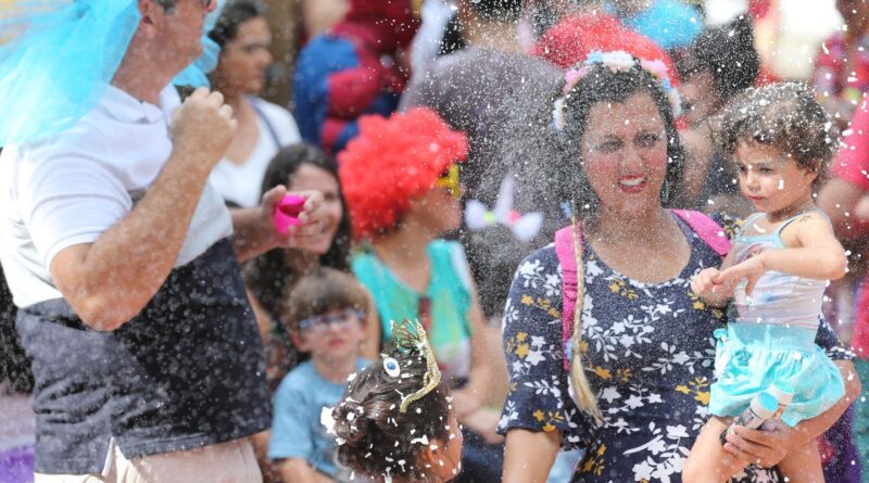 Carnaval de rua do Rio terá 15 blocos neste fim de semana