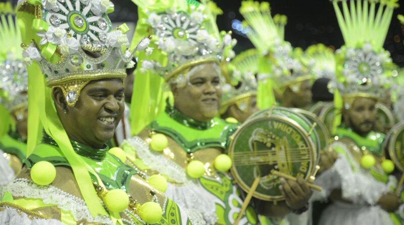 Carnaval deve movimentar R$ 5,5 bilhões na economia carioca