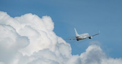 Comissária fica ferida após avião da Azul passar por turbulência entre Fernando de Noronha e Recife