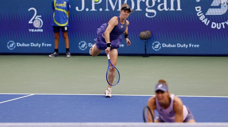 Duplas de Bia Haddad e de Luisa Stefani caem no WTA de Dubai