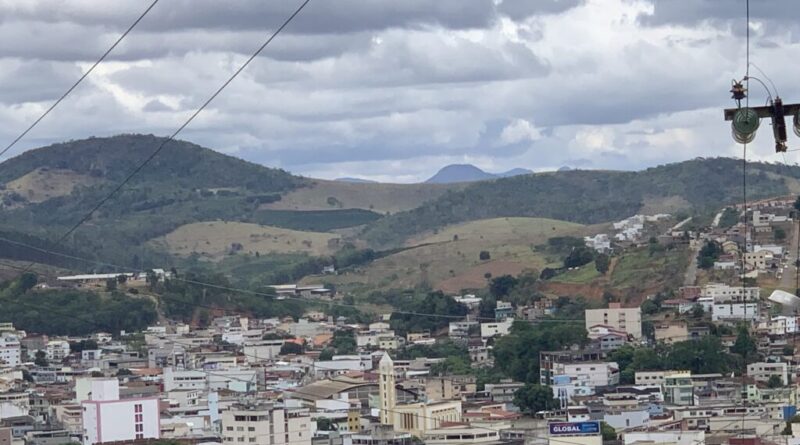 Ex-servidora é presa dentro de delegacia após intimidar testemunha em São Gabriel da Palha