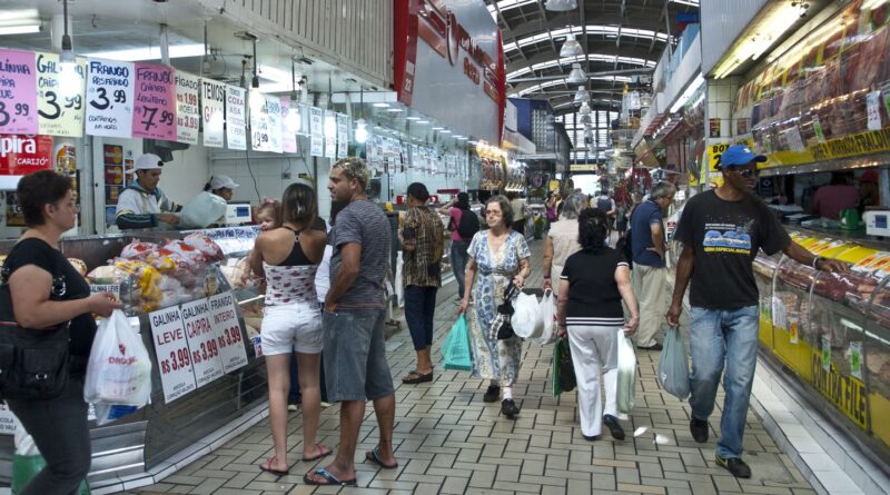 Fazenda prevê queda da inflação dos alimentos até o fim do ano