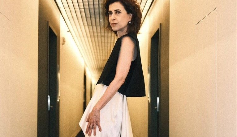 Fernanda Torres é homenageada no Festival de Cinema de Santa Barbara