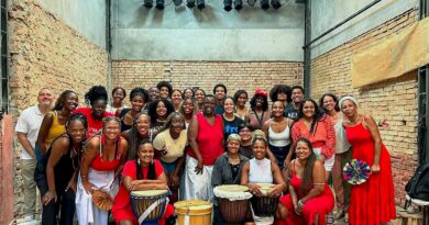 Ilú Oba de Min abre carnaval de rua de SP nesta sexta-feira