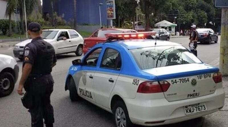 Justiça manda soltar mototaxista e universitário baleado no Rio