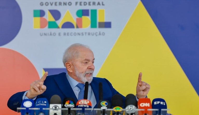 Lula credita inflação dos alimentos a alta do dólar, aumento de exportações e má gestão do Banco Central