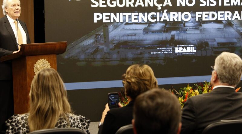 Ministro faz balanço sobre investimento em prisões de segurança máxima