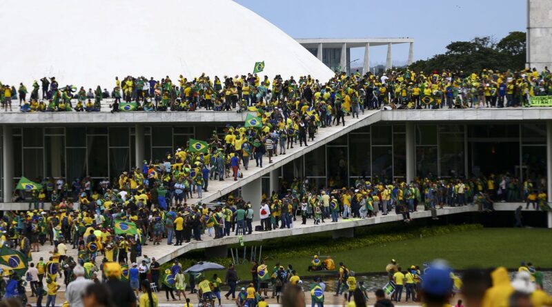 PGR pede condenação de ex-integrantes da cúpula da PMDF pelo 8/1